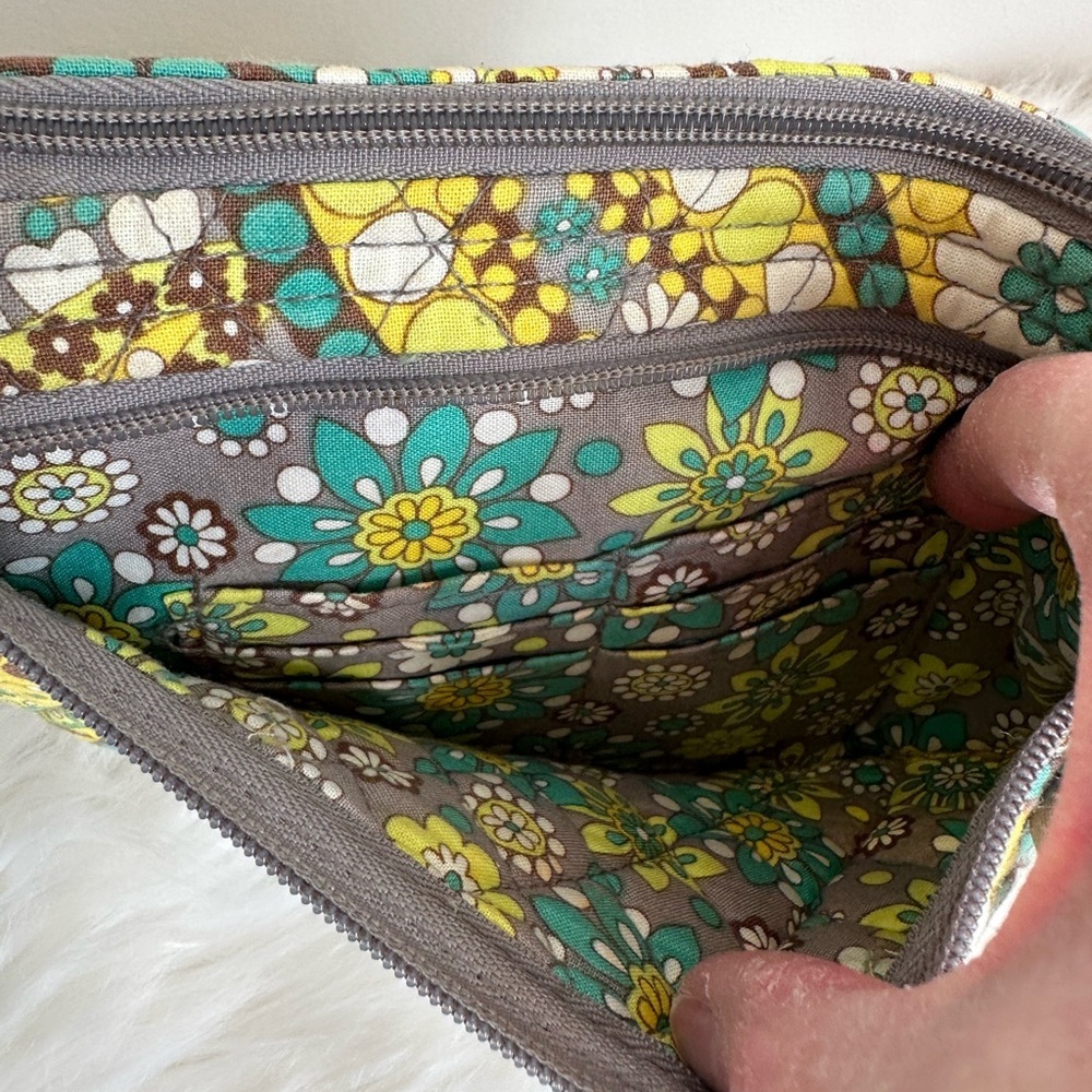 Vera Bradley Lizzy Lemon Parfait Yellow Crossbody Bag - Picture 15 of 16